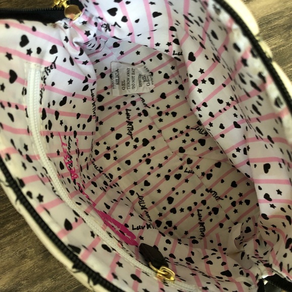 Purse - Picture 3 of 3